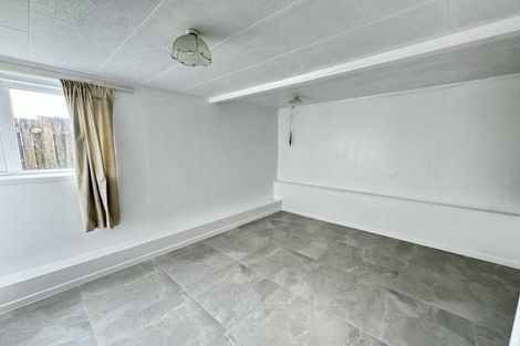 Photo of property in 1/1 Benders Avenue, Hillcrest, Auckland, 0627