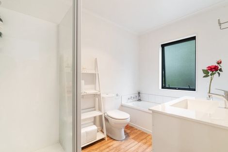 Photo of property in 16 Pangu Way, Mangere, Auckland, 2022