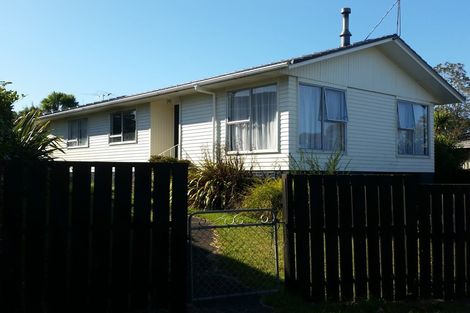 Photo of property in 110 Sycamore Drive, Sunnynook, Auckland, 0620