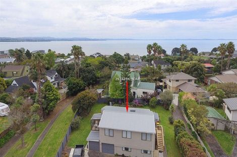 Photo of property in 29 Taihiki Road, Clarks Beach, 2122