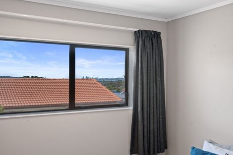 Photo of property in 1/17 Sturm Avenue, Massey, Auckland, 0614