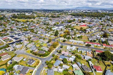 Photo of property in 9 Coleridge Drive, Enderley, Hamilton, 3214