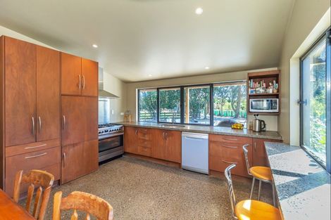 Photo of property in 523 Arapaepae Road, Ohau, Levin, 5570