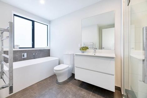 Photo of property in 50a Philomel Crescent, Bayswater, Auckland, 0622