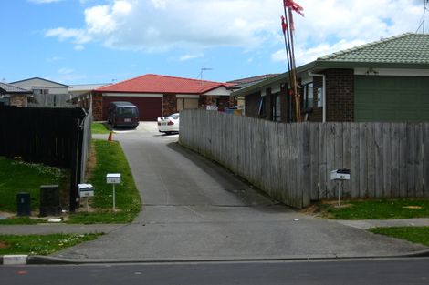 Photo of property in 62 Robert Ross Place, Clendon Park, Auckland, 2103