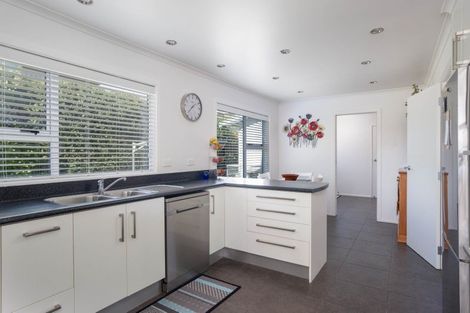 Photo of property in 7 Kempton Place, Richmond Heights, Taupo, 3330