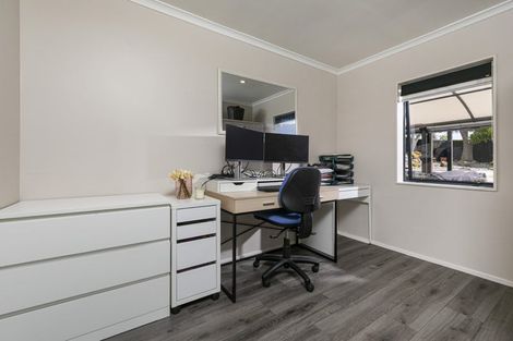Photo of property in 51 Jadewynn Drive, Massey, Auckland, 0614