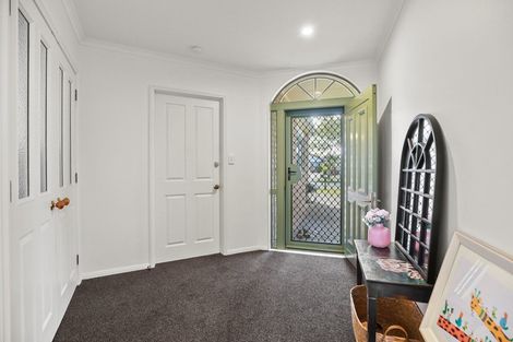 Photo of property in 6 Bouverie Crescent, Flagstaff, Hamilton, 3210