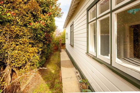 Photo of property in 28 Bernard Street, Kenmure, Dunedin, 9011