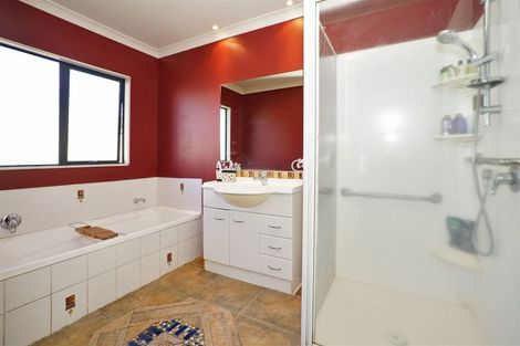 Photo of property in 3 Iain Court, Rototuna, Hamilton, 3210