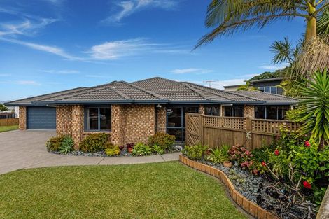 Photo of property in 11 Shark Bay Close, Ohope, 3121