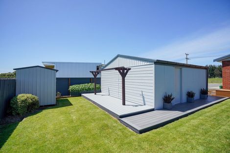 Photo of property in 130 Avon Road, Clifton, Invercargill, 9812