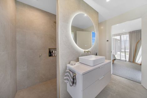 Photo of property in 49 Pukutahi Drive, Te Anau, 9600