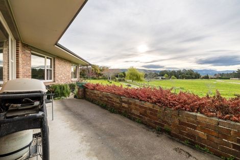 Photo of property in 229 Waihao Back Road, Waimate, 7979
