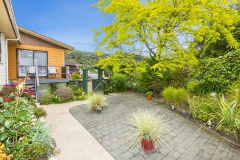 Photo of property in 59 Field Street, Silverstream, Upper Hutt, 5019