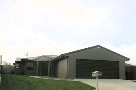 Photo of property in 75 Amberley Avenue, Highbury, Palmerston North, 4412