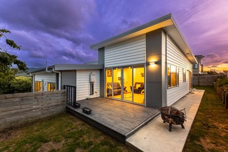 Photo of property in 21a Avion Terrace, Raumati Beach, Paraparaumu, 5032