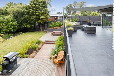 Photo of property in 25 Trent Avenue, Hokowhitu, Palmerston North, 4410