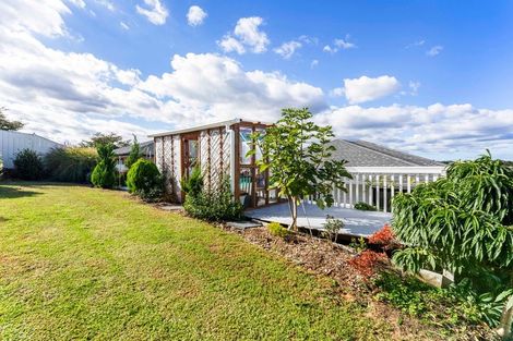 Photo of property in 111 Hillpark Drive, Pokeno, 2402