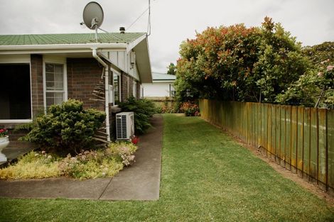 Photo of property in 80 Iranui Road, Inner Kaiti, Gisborne, 4010