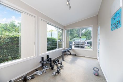 Photo of property in 30 Triangle Road, Massey, Auckland, 0614