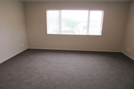 Photo of property in 7 Belize Grove, Grenada Village, Wellington, 6037