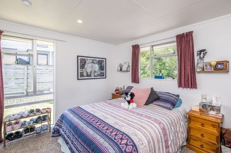 Photo of property in 15 Campbell Avenue, Paraparaumu, 5032