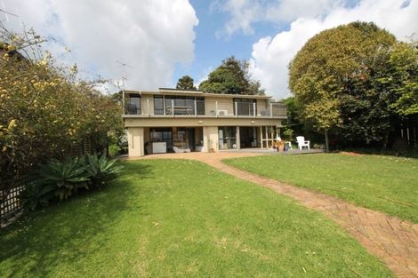 Photo of property in 65 Marellen Drive, Red Beach, 0932