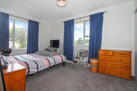 Photo of property in 52 Weatherly Road, Torbay, Auckland, 0630