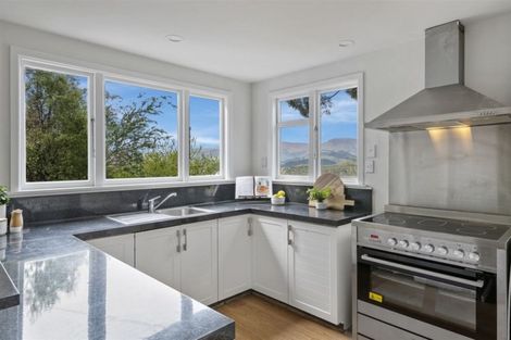 Photo of property in 1075 Dyers Pass Road, Governors Bay, Lyttelton, 8971