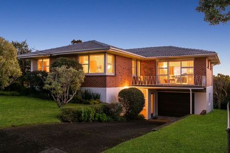 Photo of property in 64 Mcfadzean Drive, Blockhouse Bay, Auckland, 0600