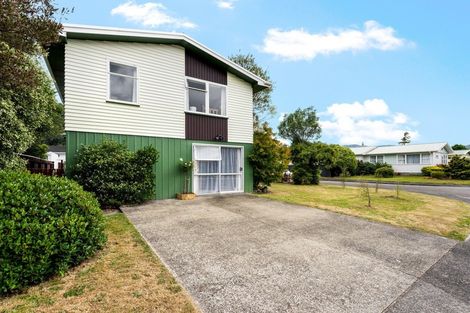 Photo of property in 1 Ruapae Grove, Trentham, Upper Hutt, 5018