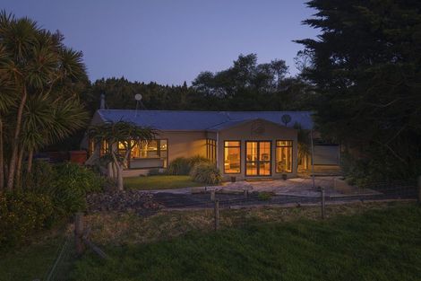 Photo of property in 696 Pahiatua Aokautere Road, Aokautere, Palmerston North, 4471