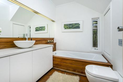 Photo of property in 21 Lake View Road, Takapuna, Auckland, 0622