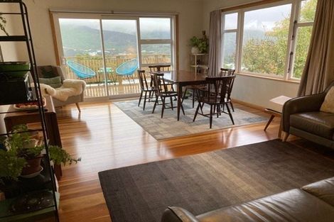 Photo of property in 85 Harbour View Road, Northland, Wellington, 6012