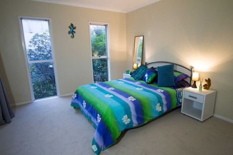 Photo of property in 36 Duncansby Road, Stanmore Bay, Whangaparaoa, 0932