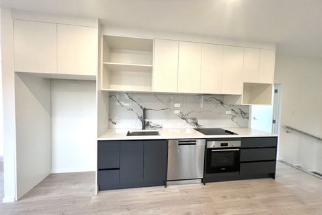 Photo of property in 25 Seaview Road, Glenfield, Auckland, 0629