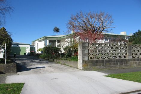 Photo of property in 19 Kaituna Street, Milson, Palmerston North, 4414