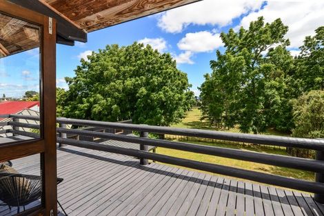 Photo of property in 57 Gibson Road, Dinsdale, Hamilton, 3204