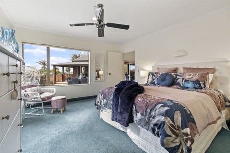 Photo of property in 13 Owen Place, Omokoroa, 3114