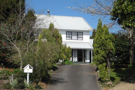 Photo of property in 8 Johnston Place, Welcome Bay, Tauranga, 3112