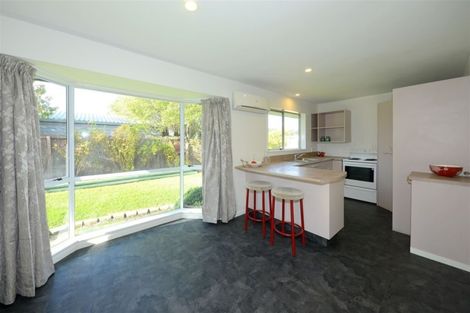 Photo of property in 2/54 Saint Johns Street, Woolston, Christchurch, 8062