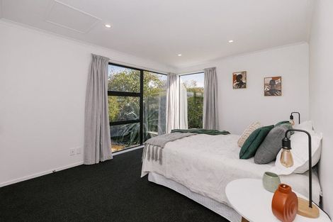 Photo of property in 1 Annandale Avenue, Takaro, Palmerston North, 4410