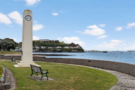 Photo of property in 2/2a Domain Street, Devonport, Auckland, 0624