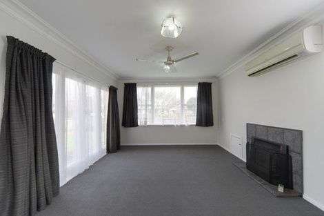 Photo of property in 27 Cotton Street, St Andrews, Hamilton, 3200