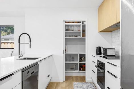 Photo of property in 57 Henshaw Street, Woodend, 7610