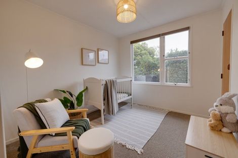 Photo of property in 21 Flaxmere Avenue, Flaxmere, Hastings, 4120