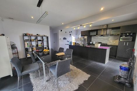 Photo of property in 11a Newington Road, Henderson, Auckland, 0612