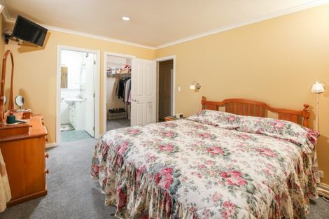 Photo of property in 68 Cairns Crescent, Rototuna, Hamilton, 3210