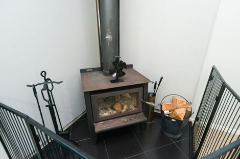 Photo of property in 16 Kowhai Street, Tokomaru, Palmerston North, 4474